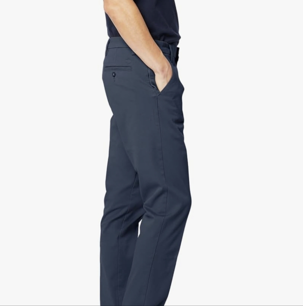 Levi Strauss Dockers Workday Khaki Pants Slim Fit Smart Flex 360 31/32 BLUE BNWT